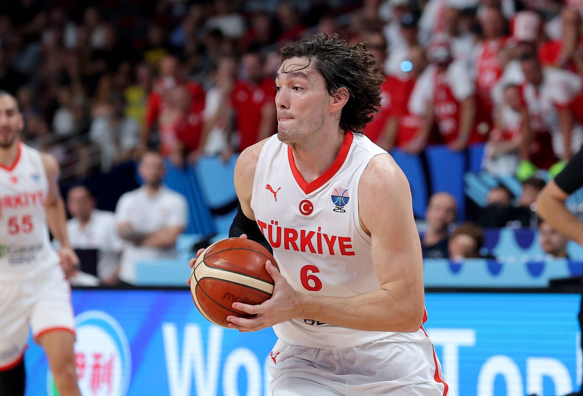 Türgi põhimees Osman pidi poolfinaali eelse treeningu vahele jätma