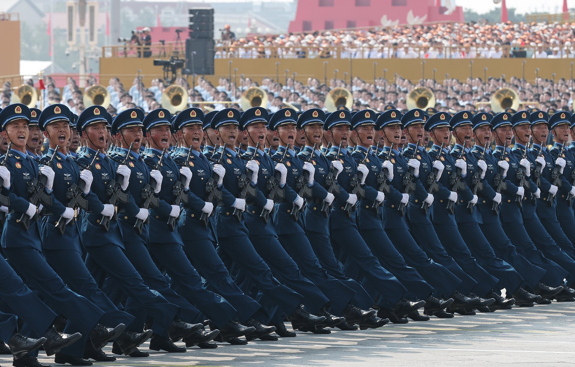 Mõttekoja analüüs: Venemaa varustab ja õpetab välja Hiina õhudessantpataljoni