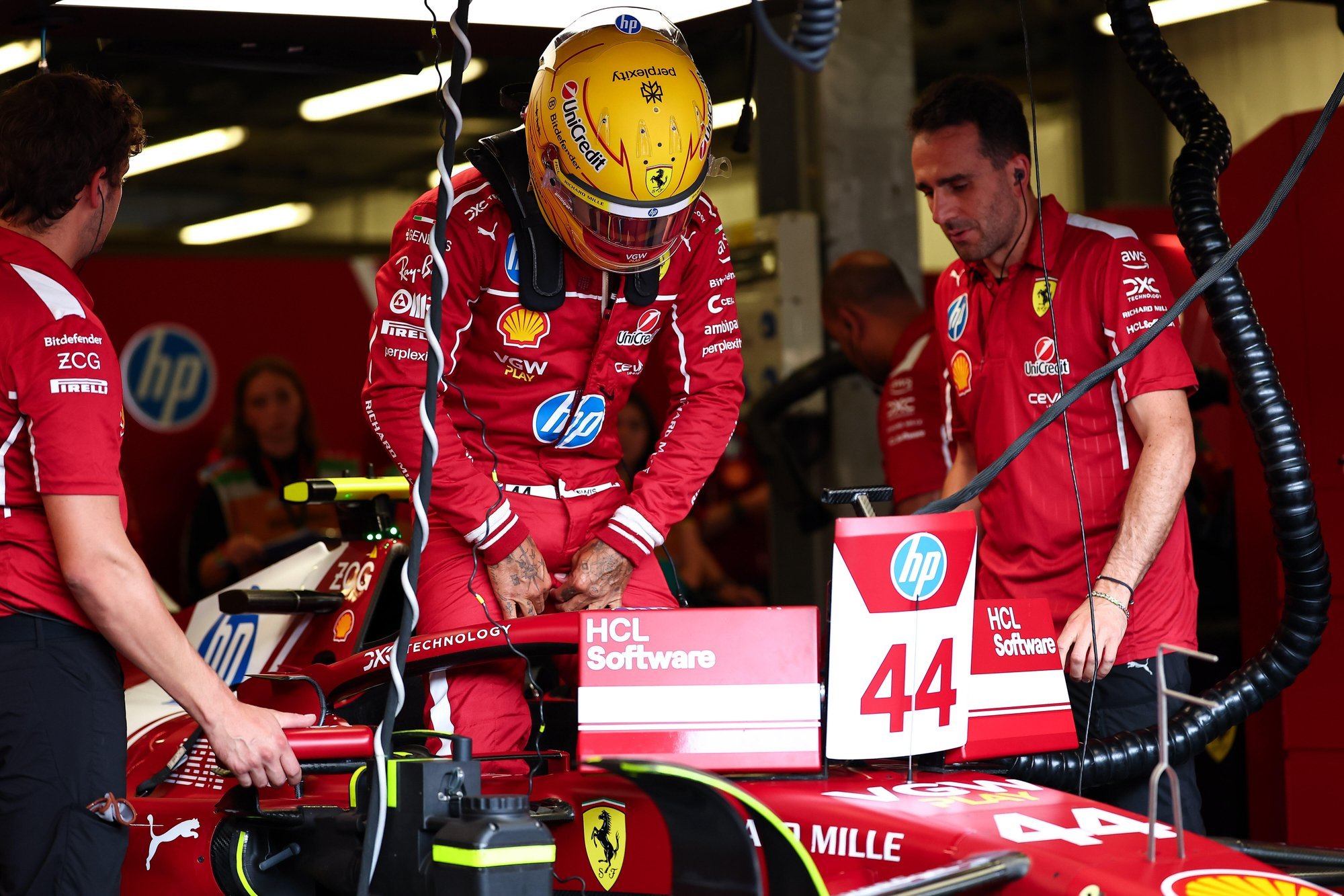 Hamilton oli Aserbaidžaanis kiireim, Norris lõhkus masina vedrustuse