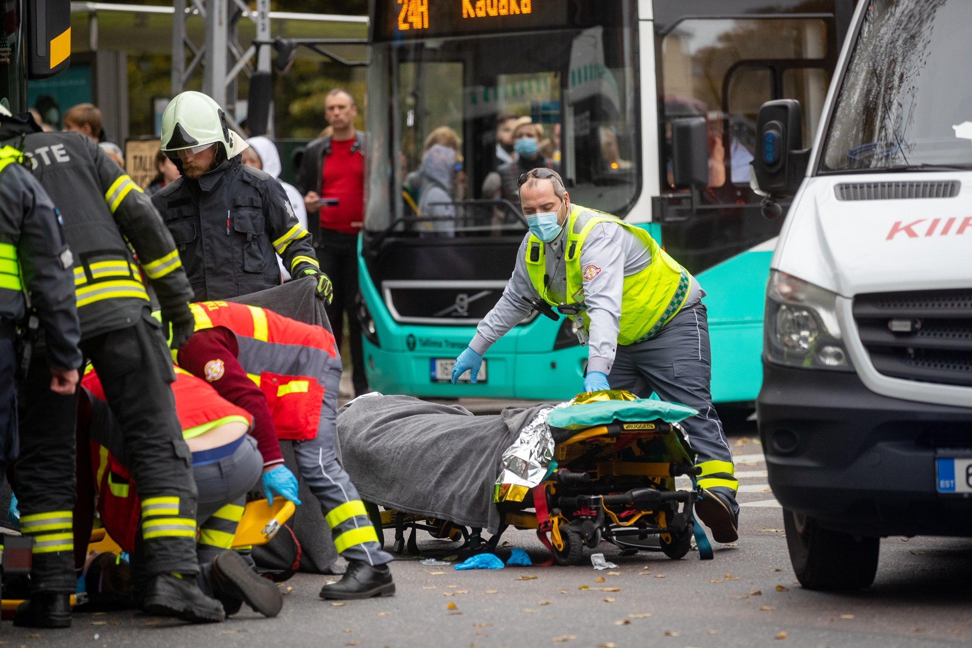 Peeter Vihma: kas olete pannud tähele, et tallinlased jooksevad üle vöötraja isegi siis, kui autod on peatunud?