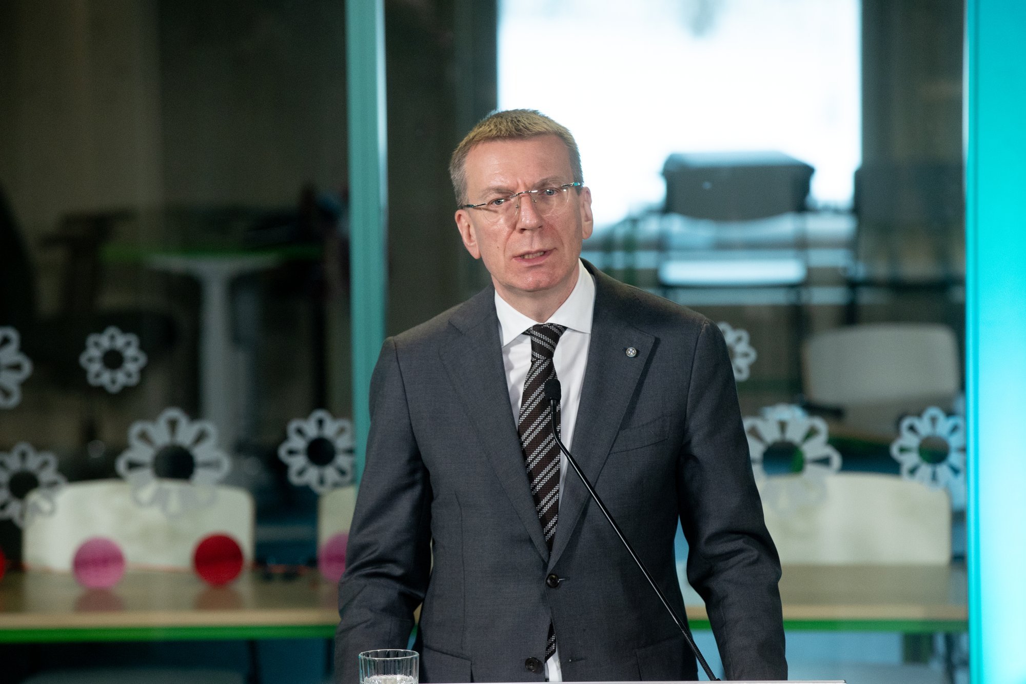 Ootamatu vaatepilt! Läti president Edgars Rinkēvičs jäi silma Tinderis