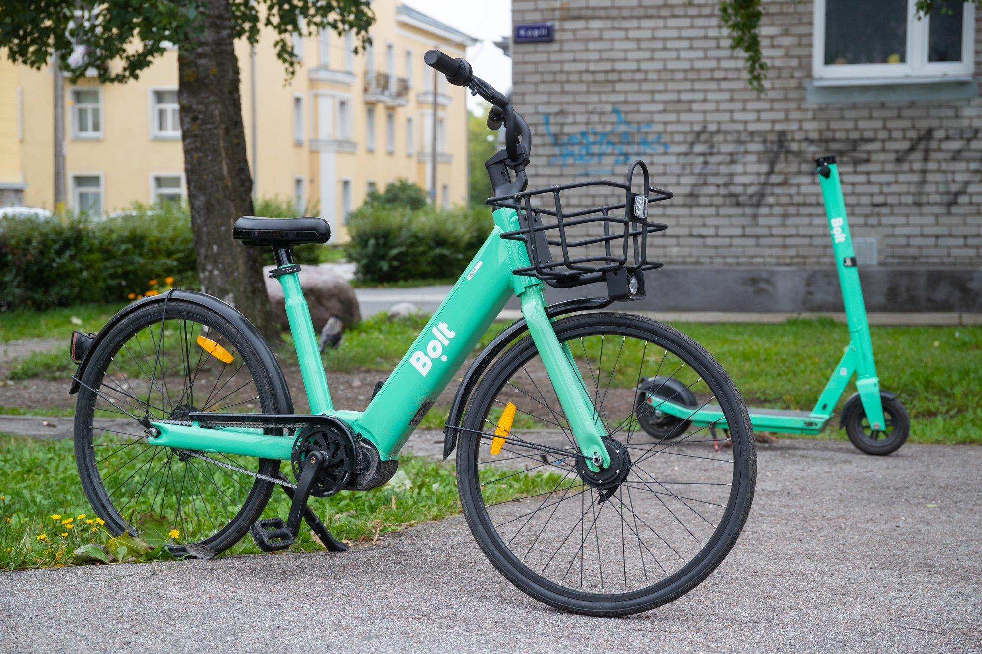 Rootsi teadlased kummutasid müüdi: elektrijalgrattad on ohtlikumad kui elektritõukerattad