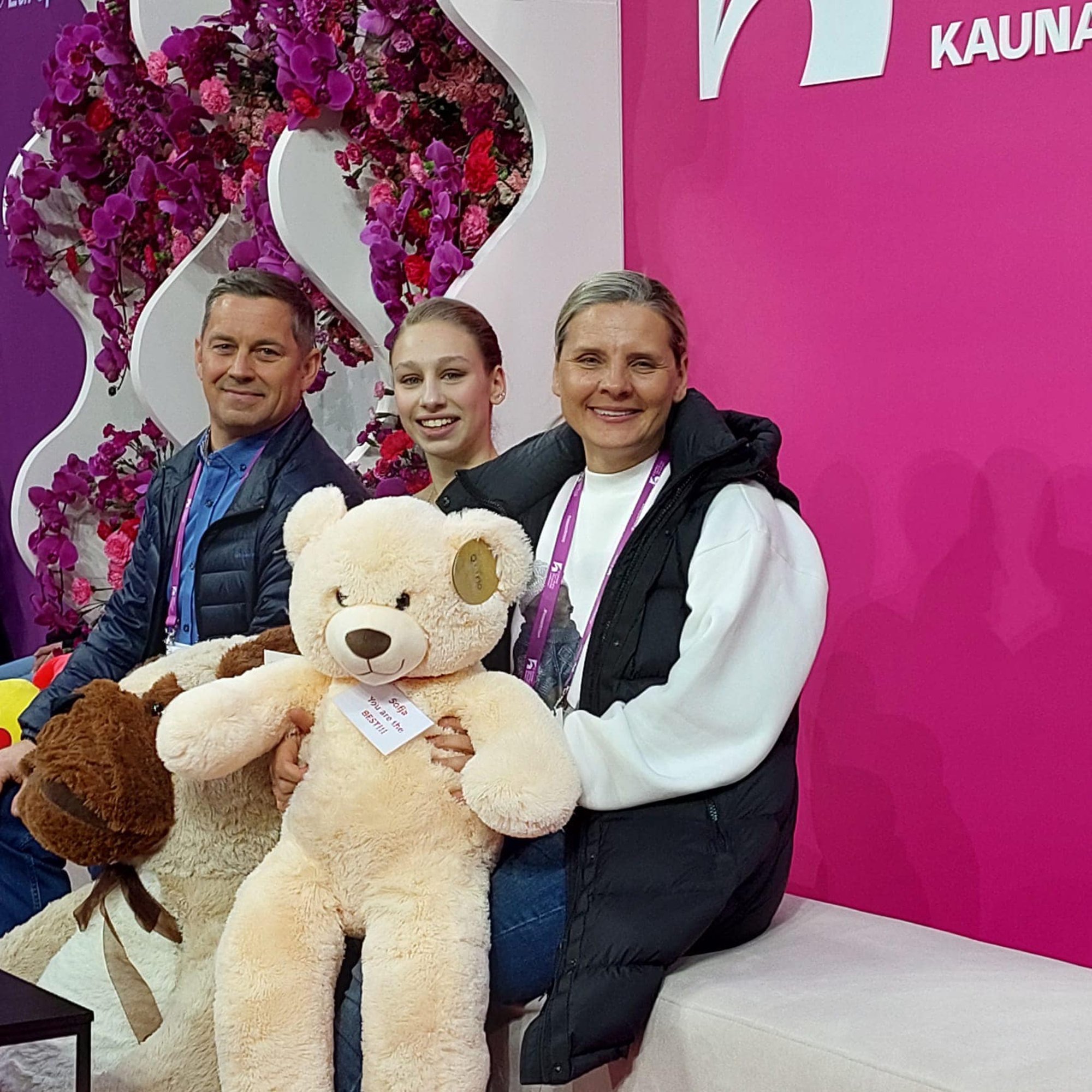 Läti politsei algatas Eesti iluuisutreeneri Raimo Reinsalu suhtes uurimise. Eksabikaasa: ta lubas mu ära tappa