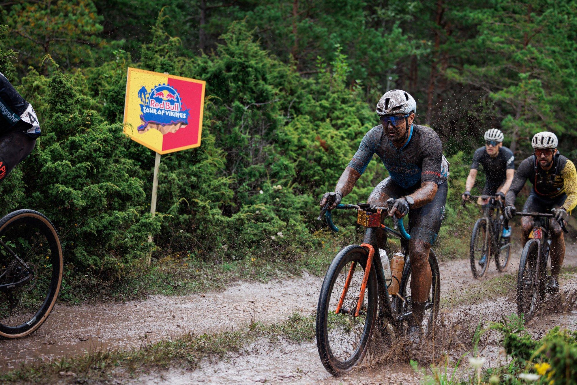 FOTOD | Red Bull Tour of Vikings pakkus ratturitele 304 km pikkuse raske väljakutse