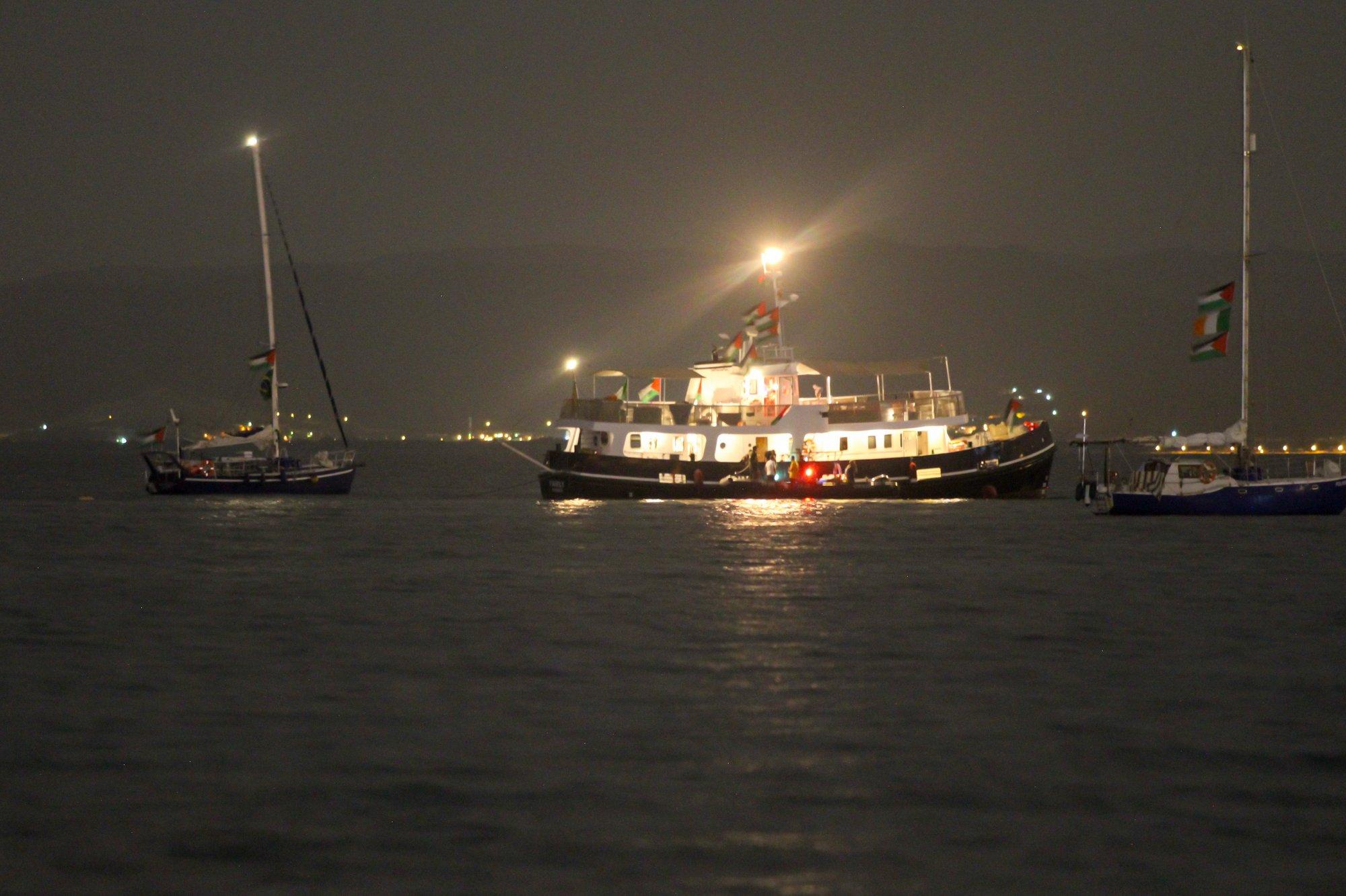 VIDEO | Greta Thunbergi vedanud Gaza abilaeval puhkes pärast väidetavat droonirünnakut tulekahju