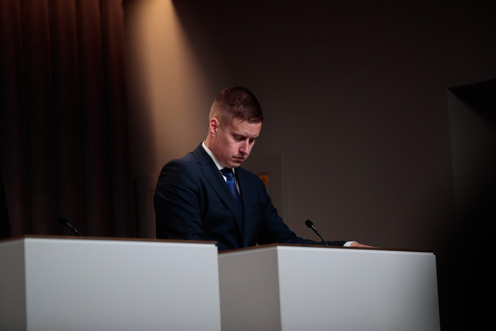 Minister vaikis noorte töökriisist. Tööandjad: kriisis on süüdi valitsuse maksupoliitika