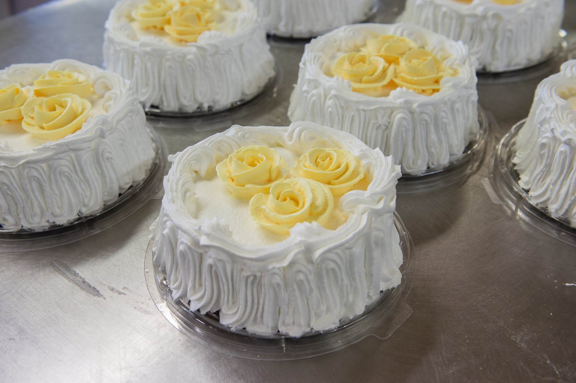 Pihlaka kondiitris kehtib „toolimaks“. Kohvik küsib kohapeal sööjalt lisatasu