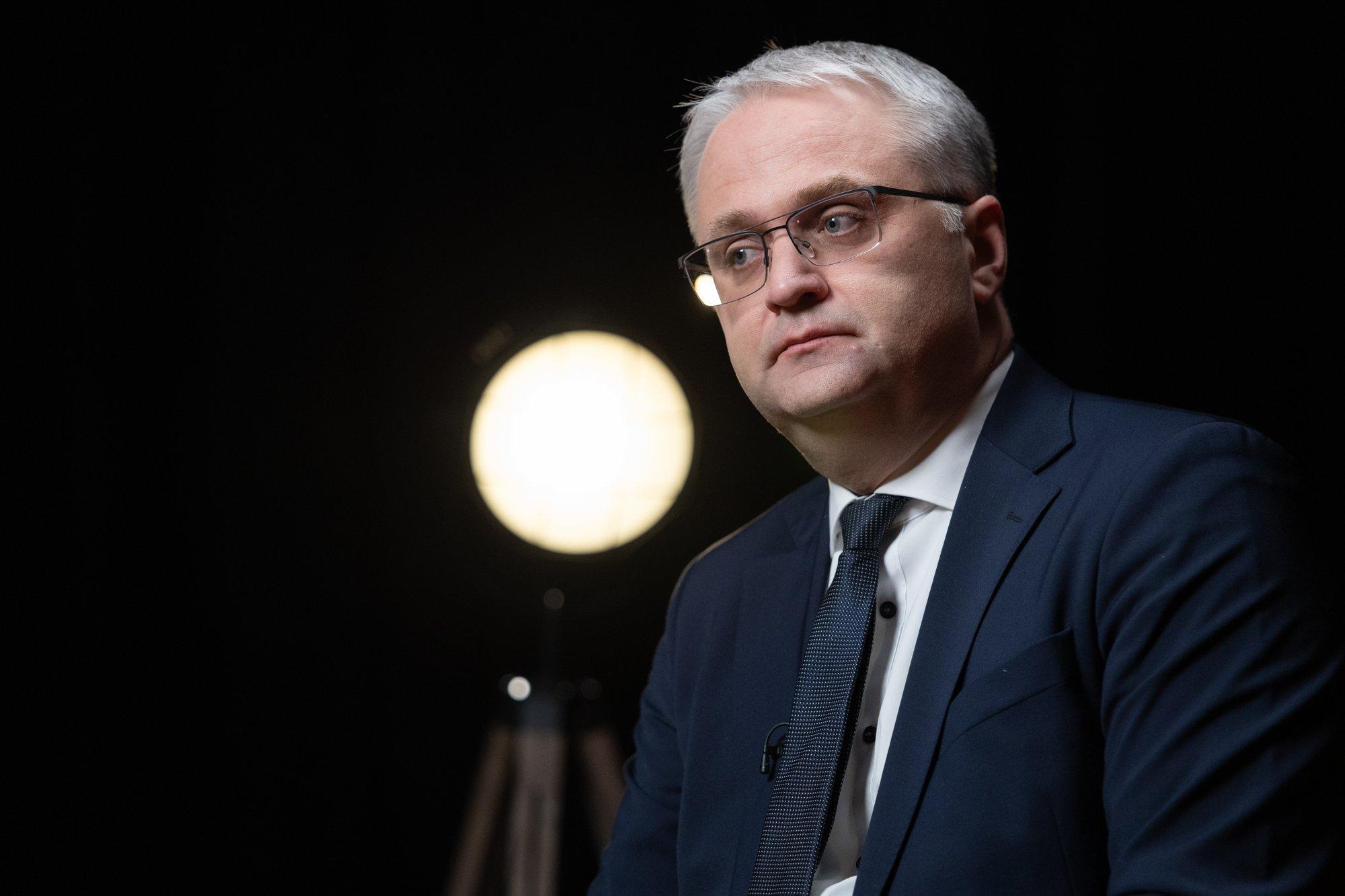 VILJA KÜSIB | Janar Holm, miks lasete võimul oma tööle vee peale tõmmata?