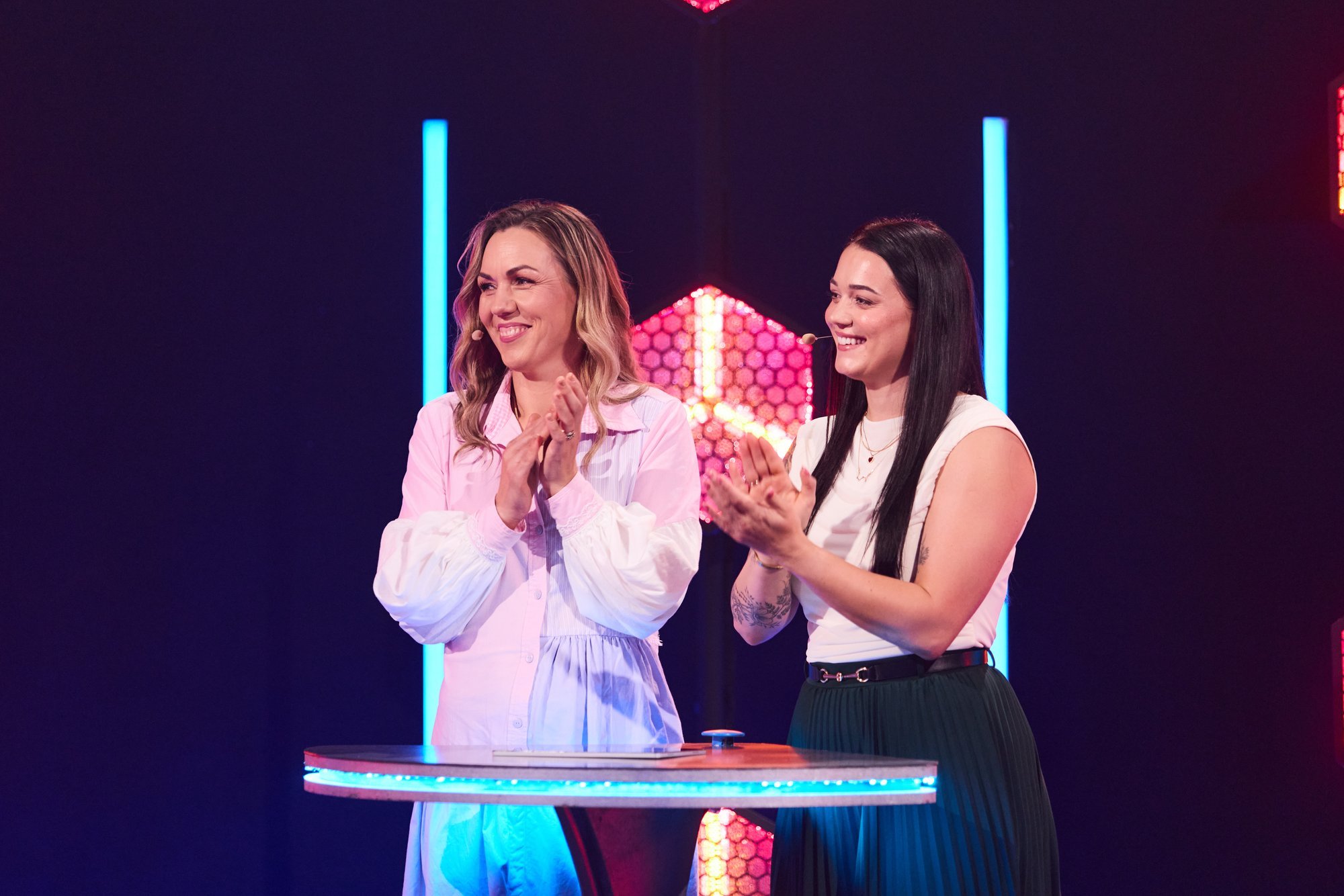 KOKKUVÕTE | „Ma näen su häält“ saate võitsid ema ja tütar Saaremaalt. Tandem suunab auhinnaraha reisifondi ning heategevusse