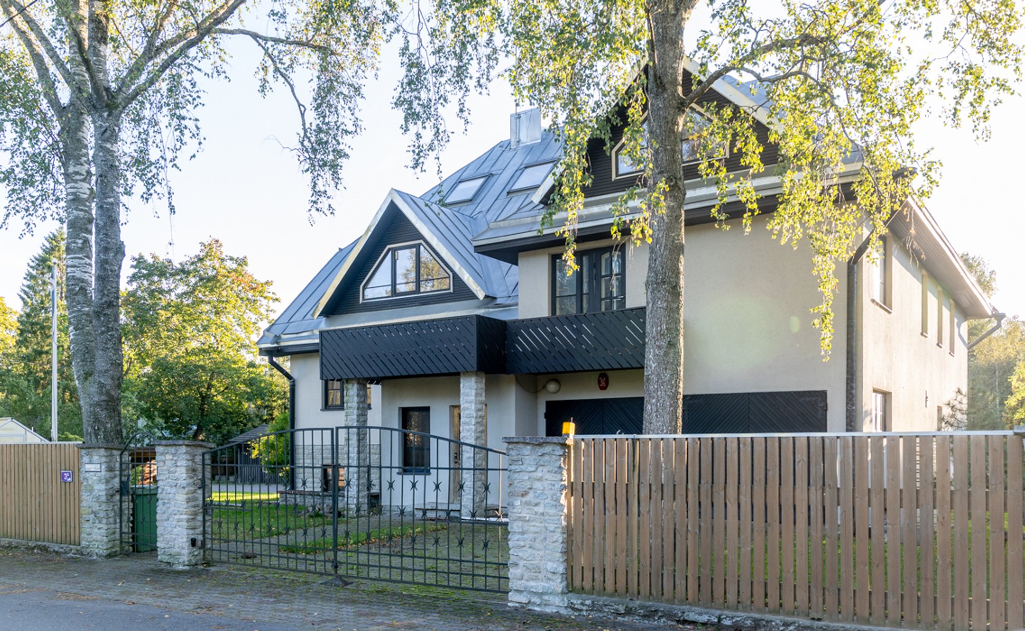 Küüditatute eestkõneleja kinkis enne surma pojale Nõmme villa. Pankrotihaldur nõuab lepingu tühistamist