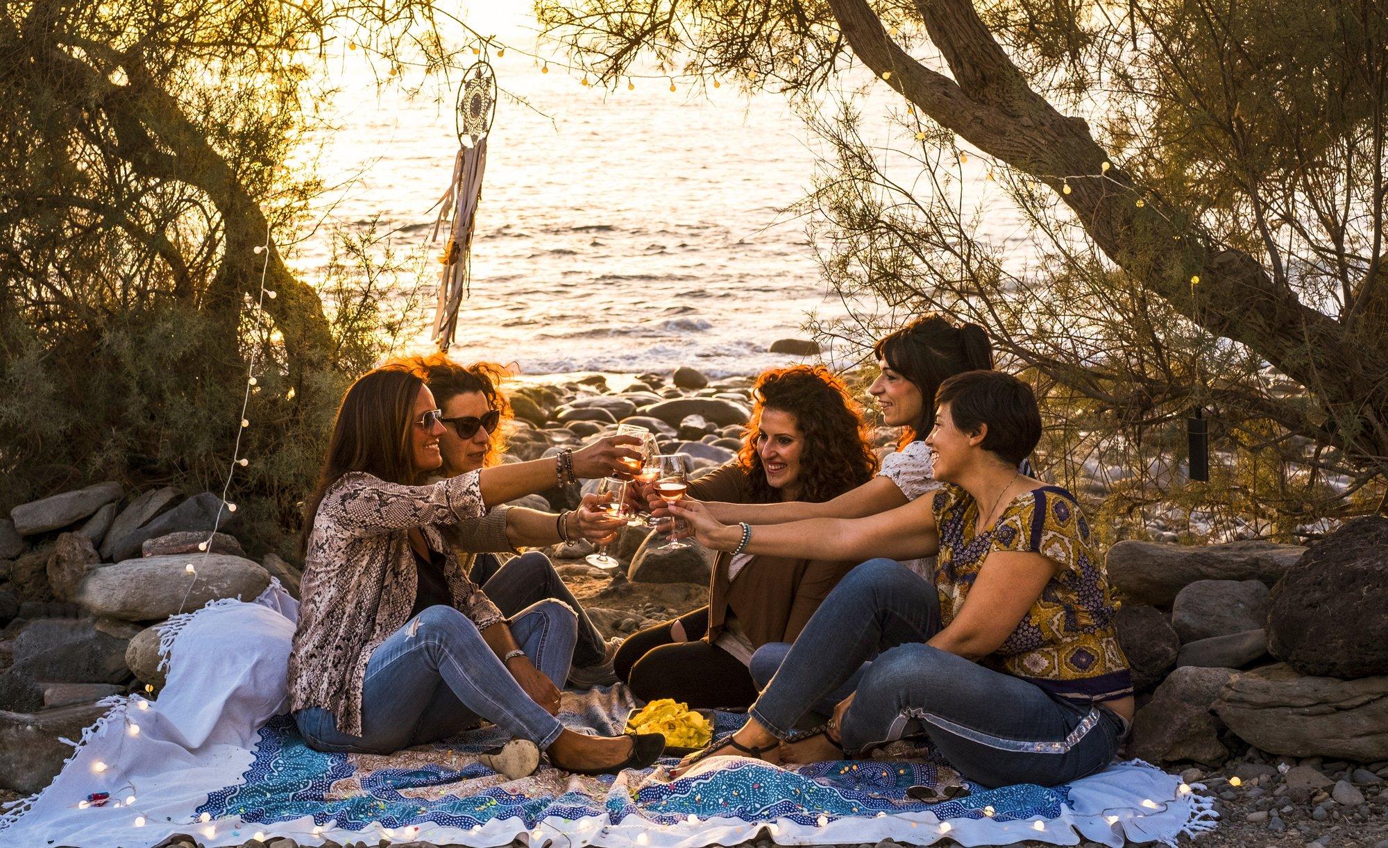 Vananedes kiputakse suhtlusringi kitsendama, jättes alles vaid kõige lähedasemad kontaktid. Tervisele ei pruugi see hästi mõjuda