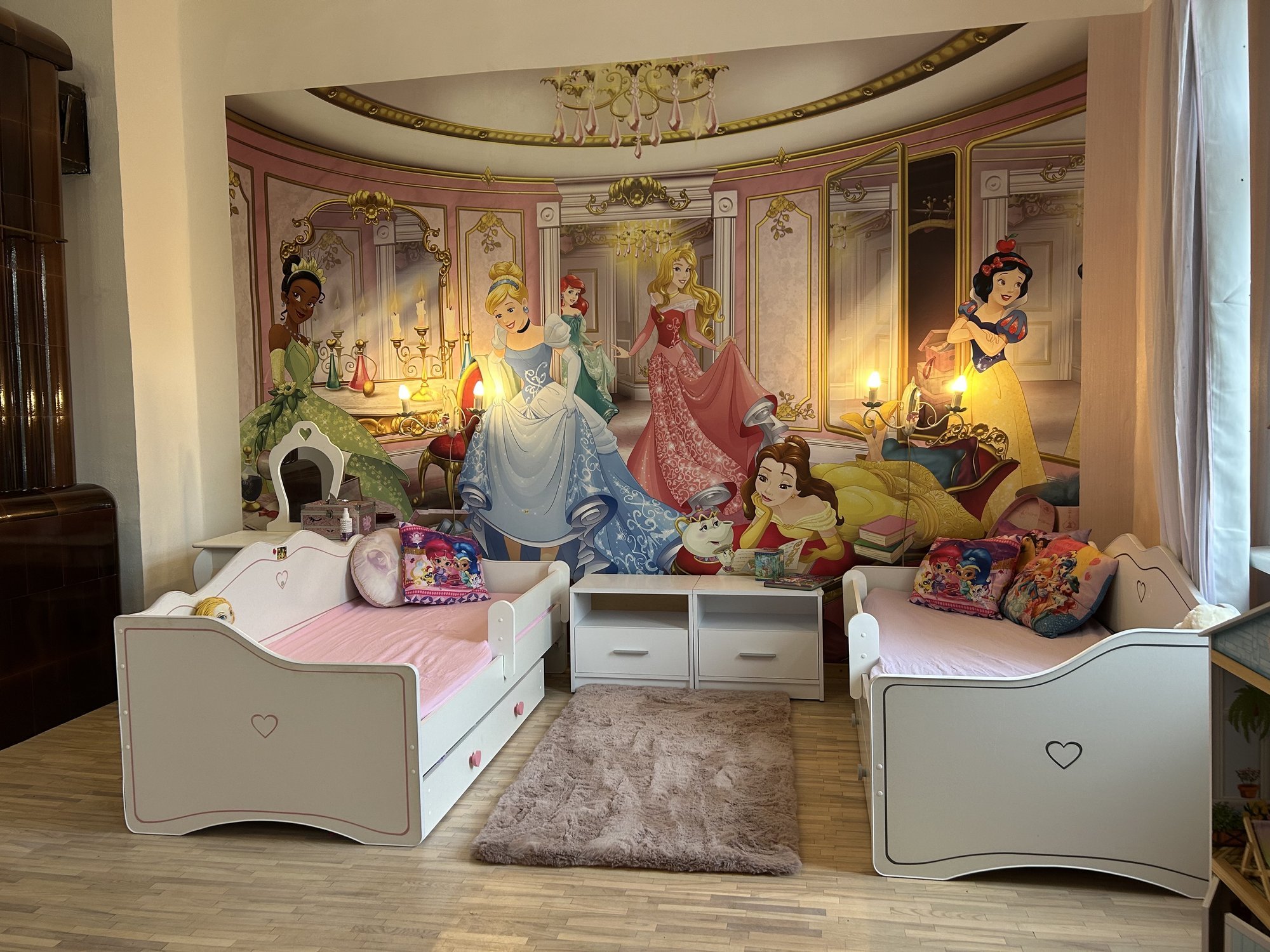 Fotovõistlus  „Minu armas lastetuba“ –  kahele tüdrukule loodud muinasjutuline ballisaal