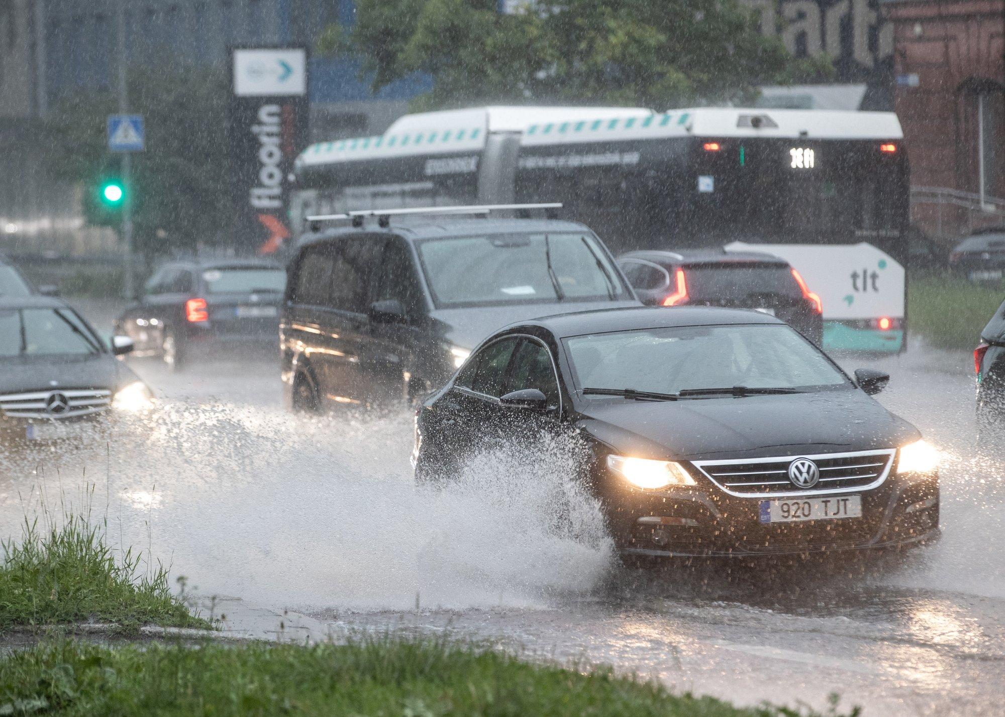 ILMATEADE | Läheb järjest jahedamaks, ees ootavad vihmased päevad