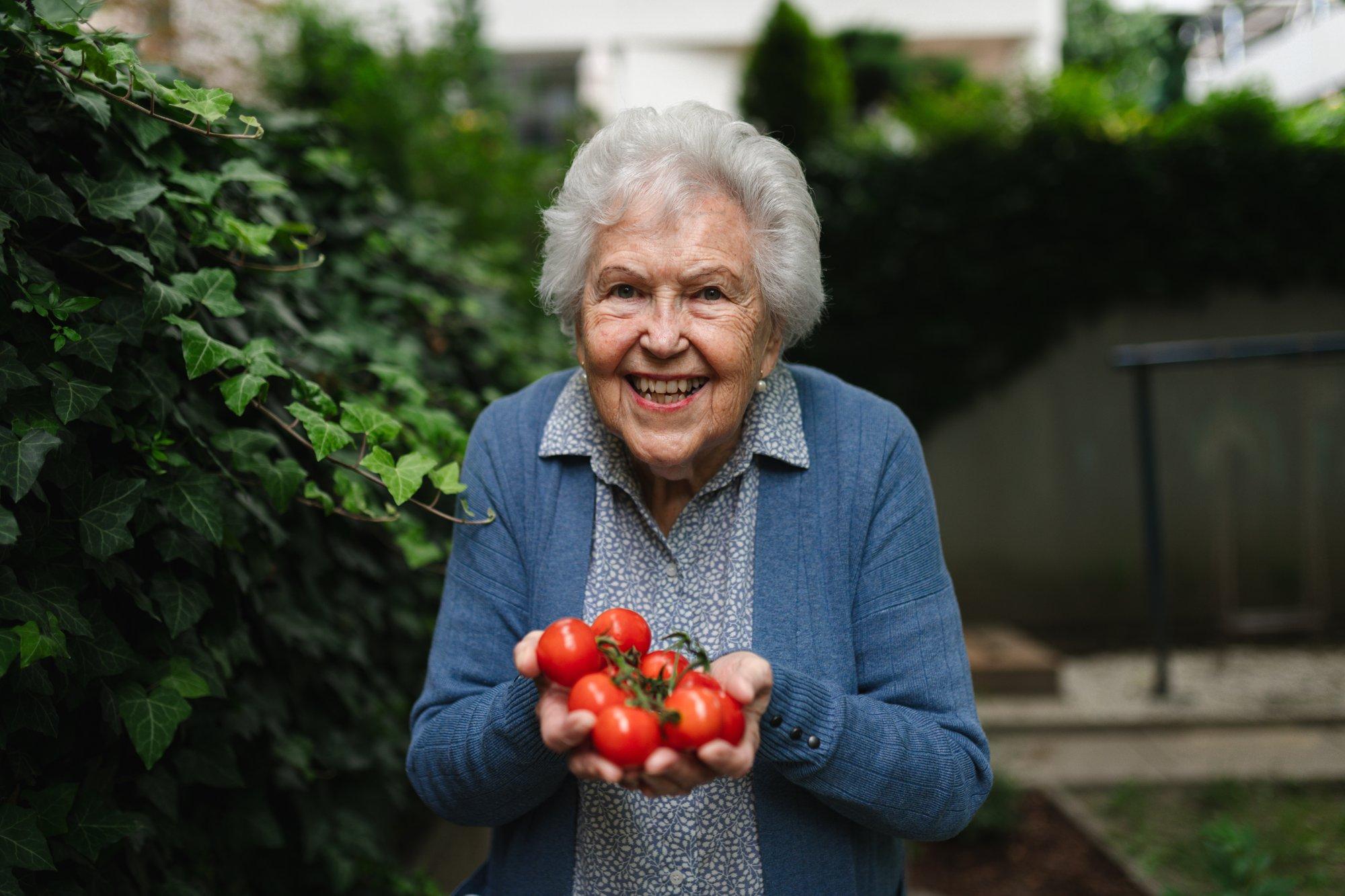 Sinu taldrikutäis võib päästa mälu: toitumisviisid, mis soodustavad dementsuse riski vähenemist kuni 28%