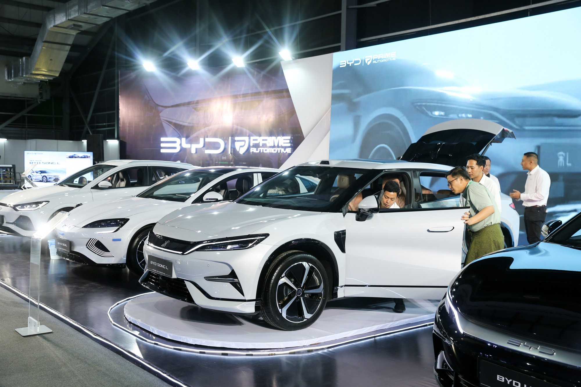 Warren Buffetti investeerimisfirma müüs maha osaluse Hiina suurimas autotootjas