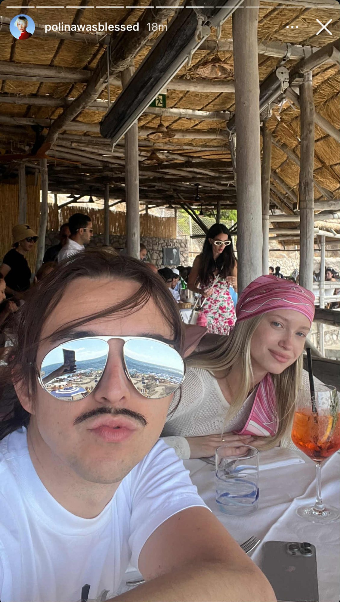 VIDEO | Kuum paar! Tommy Cash kõndis koos tüdruksõbraga Londonis moelaval