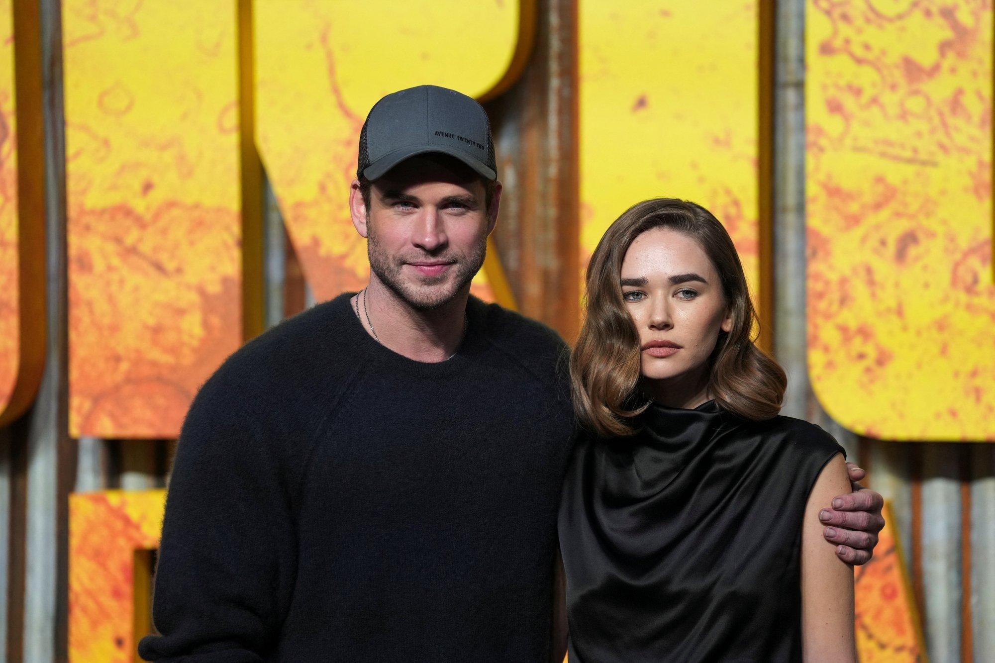 KLÕPS | Teist korda läheb õnneks? Miley Cyrusest lahutanud Liam Hemsworth kihlus modellist kallimaga