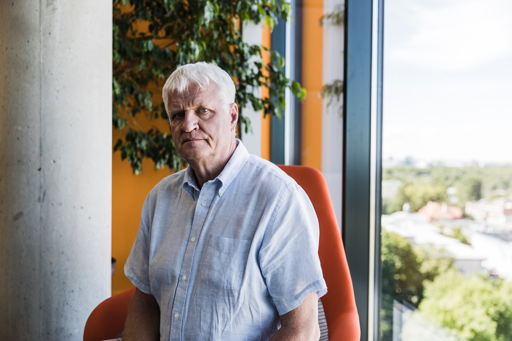 Töötukassa eksjuht Meelis Paavel on tööotsinguil. Miks ta selleks endise tööandja abi kasutada ei taha?