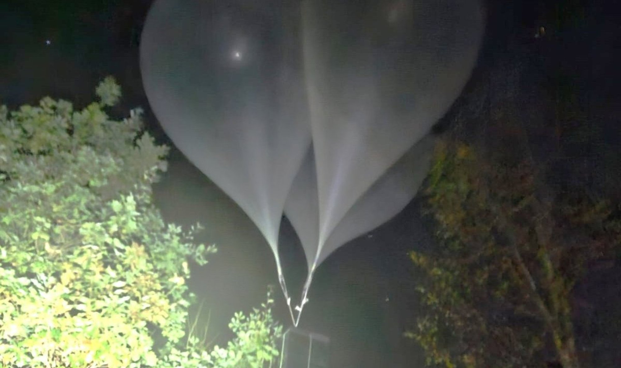 Leedu piirivalvurite ametiühingu juht: õhupallide taevast alla toomiseks ei ole mingeid vahendeid