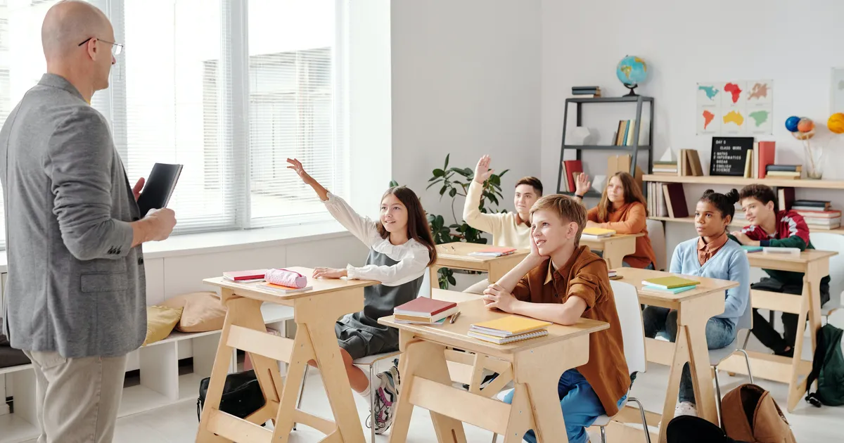 KRISTO SIIG ⟩ Tehisaru ei tee õpetajaid üleliigseks – neid on hoopis juurde vaja