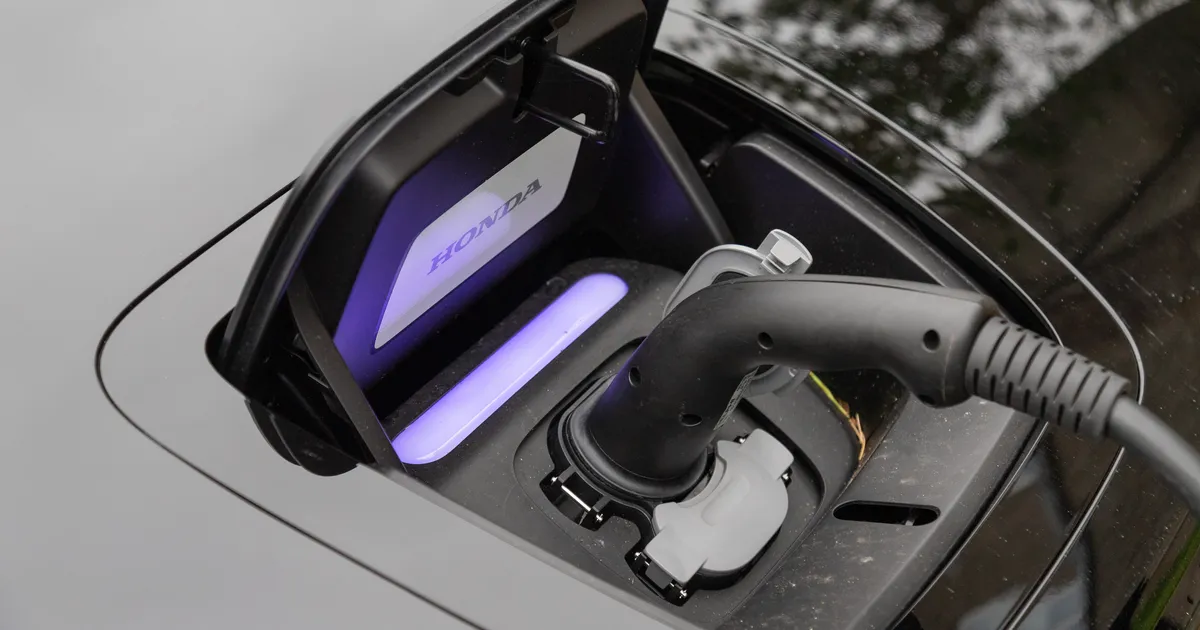 Enne kui hilja: 7 asja, mis vajavad lahendamist elektriautode laadimise asjus