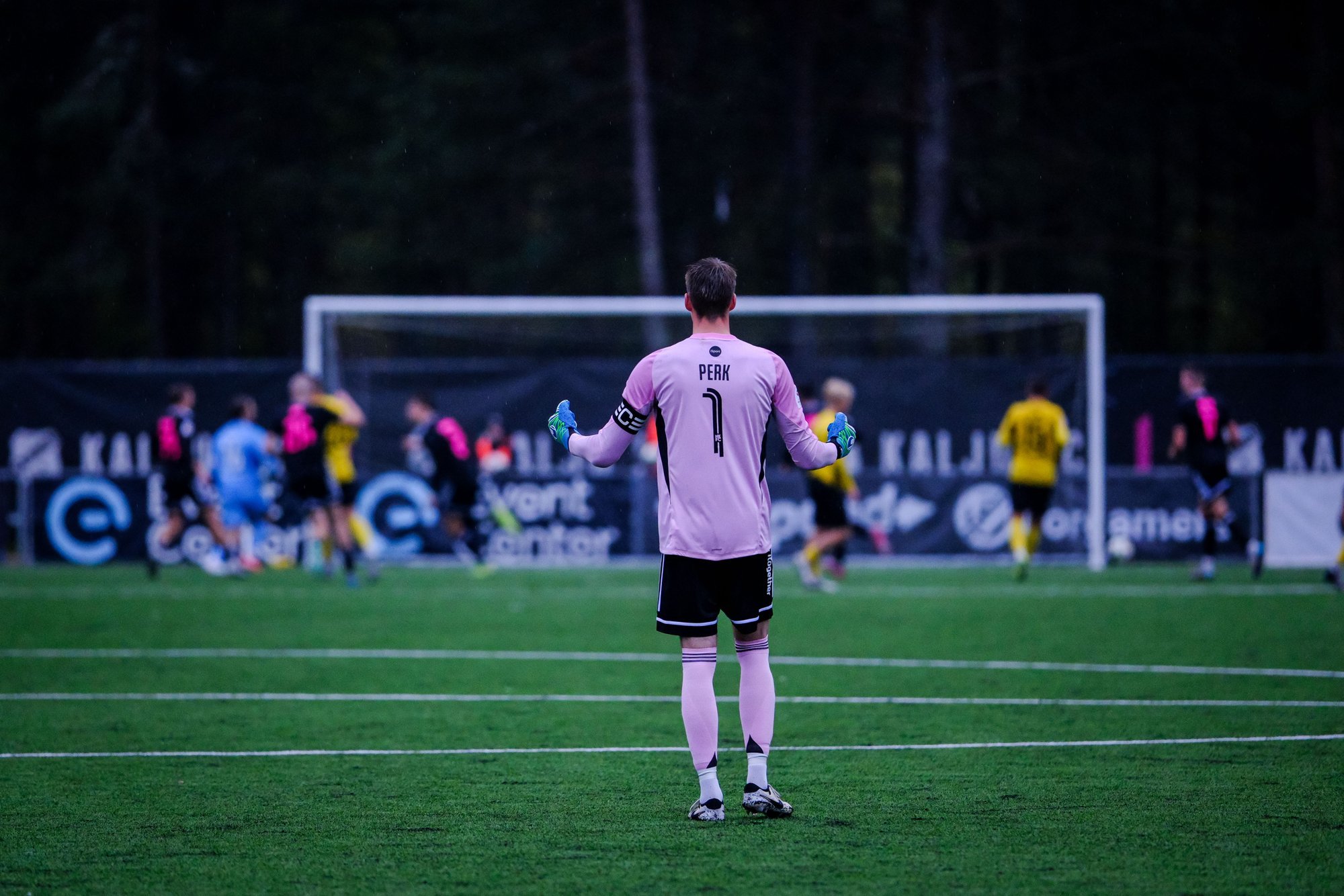 Eesti jalgpallikoondise karastust saanud Nõmme Kalju kapten pikendas klubiga lepingut