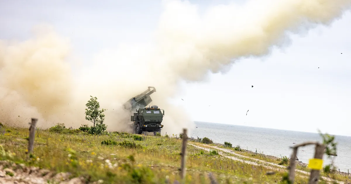 USA valitsus suurendab hüppeliselt Eestile müügiks olevate rakettide piirkogust