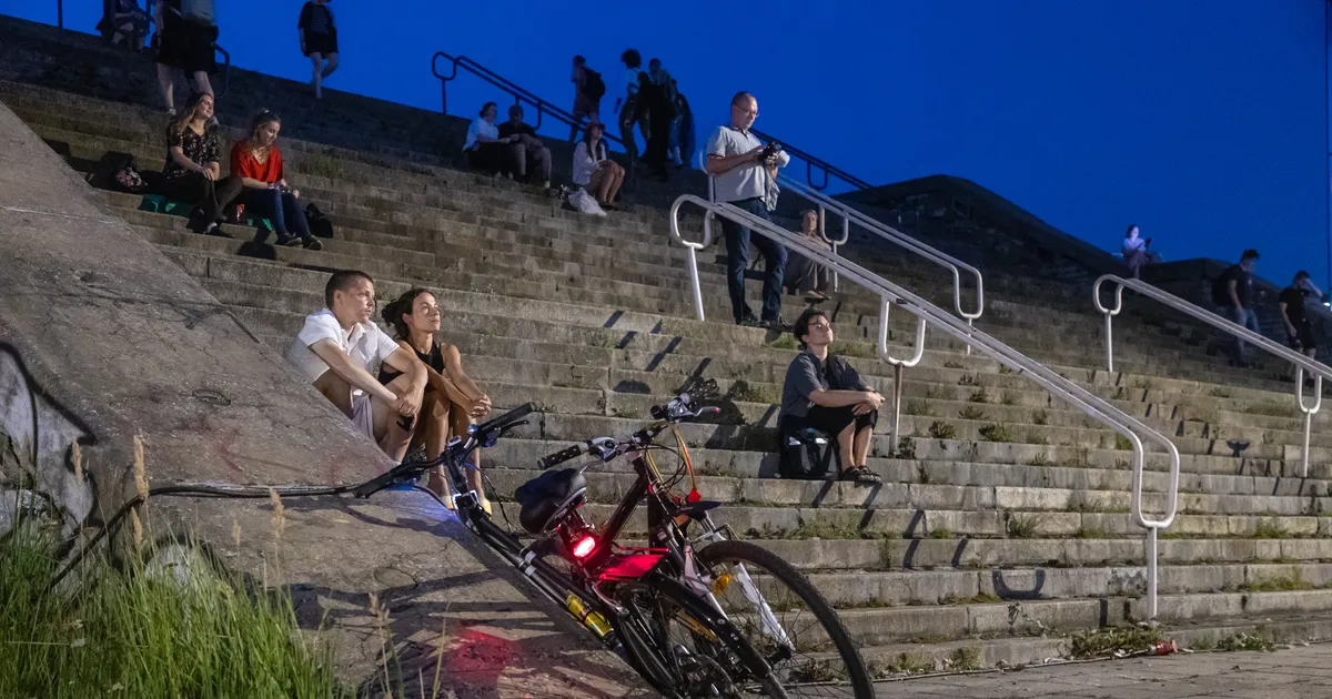 Erkki Bahovski ⟩ Katkenud ajalugu ja demokraatlik Linnahall