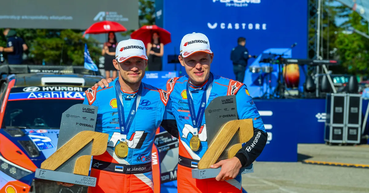 VIDEO ⟩ Võrdle end Tänaku ja Järveojaga: kas oleksid ralliässadest nobedam?