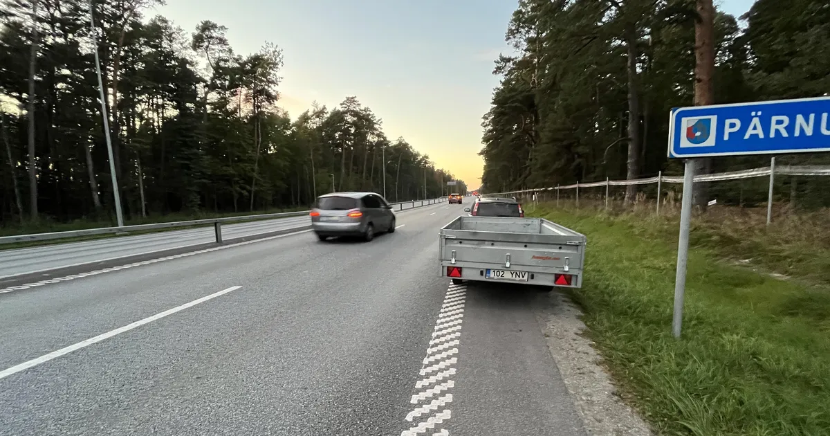 LUGEJA KÜSIB ⟩ Kas burgerit ostma minnes tohib auto Via Baltica teepeenrale jätta?