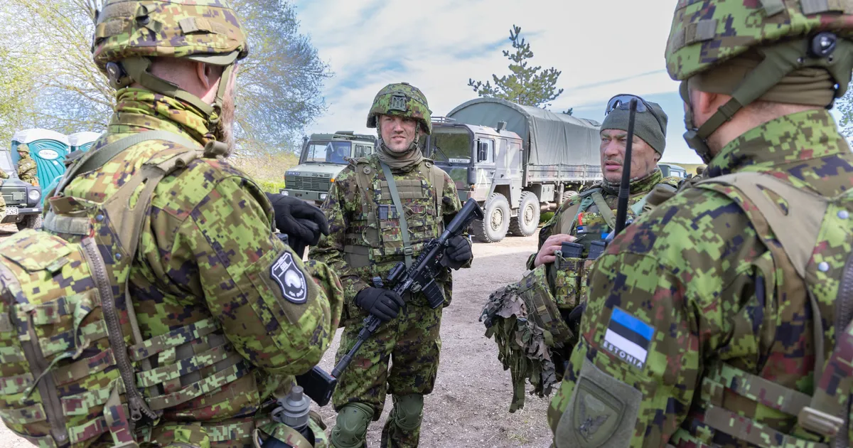 Kaitseministeerium tõstab 88 miljoni eest palku ja värbab sadu uusi töötajaid