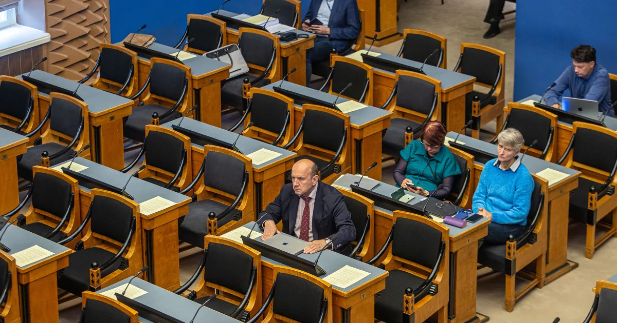 Eesti riigieelarve lugemine pandi pausile