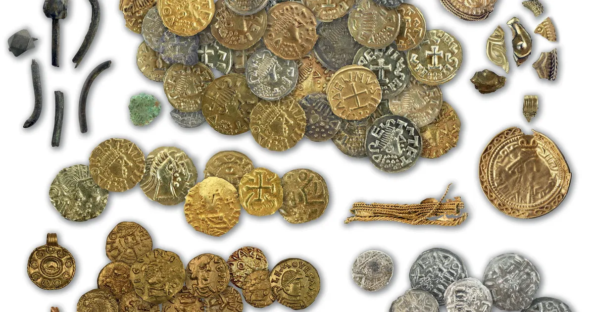 HEZINGENI SALADUS ⟩ Aardekütt leidis iidsed kuldmündid, kuid tõde teades oleks ta need sinnapaika jätnud