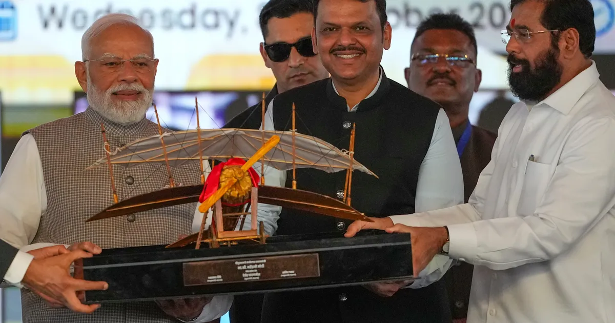 India peaminister avas Mumbais uue rahvusvahelise lennujaama