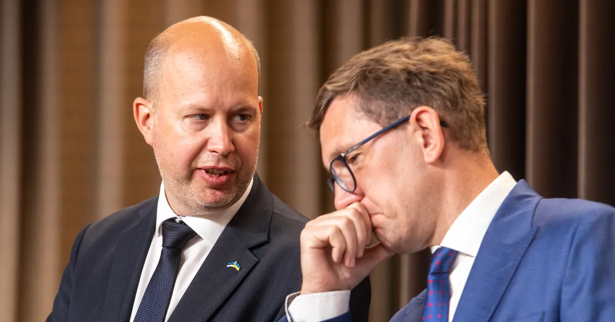 OTSEPILT ⟩ Valitsuse pressikonverentsil osalevad Michal, Taro, Leis ja Pakosta