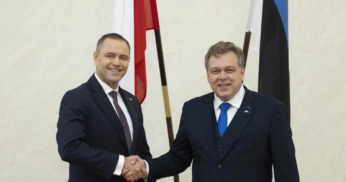 Hussar arutas Poola presidendiga julgeoleku tugevdamist Läänemerel