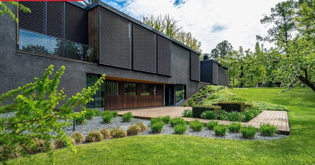 PIILU SISSE ⟩ Pirita-Kosel müüakse Eesti nüüdisaegse arhitektuuri meistriklassi