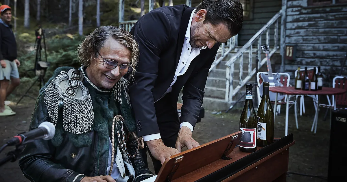 ARVUSTUS ⟩ Mads Mikkelsen aitab biitlid jälle kokku panna