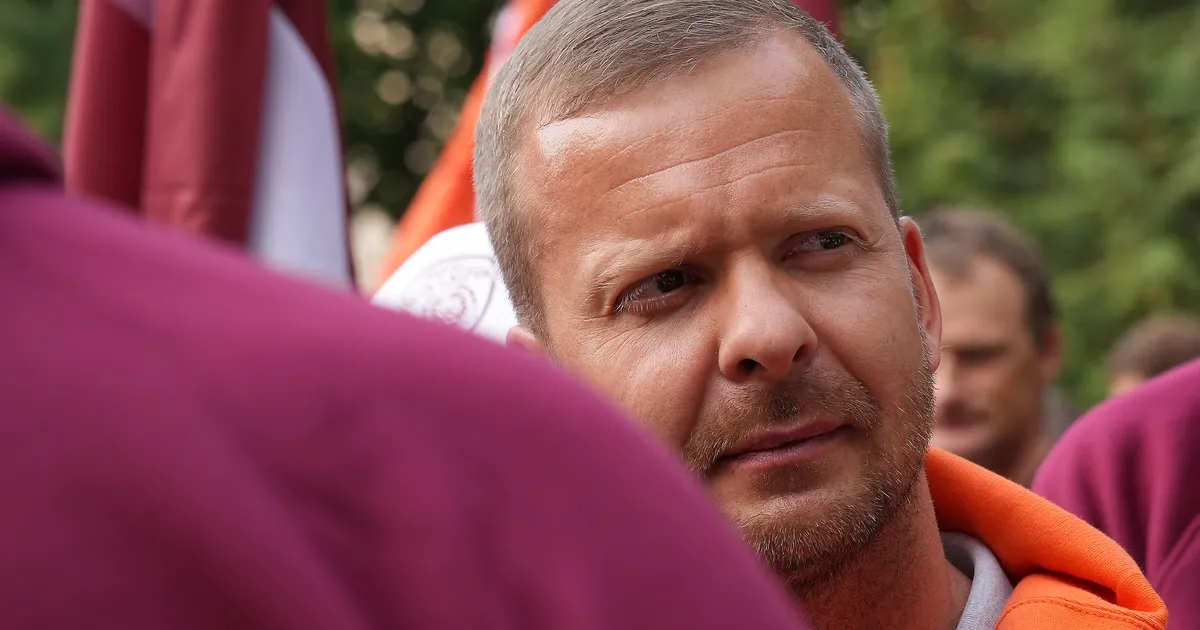 VIDEO ⟩ Politsei pidas Eestisse teel olnud skandaalse Läti poliitiku kinni