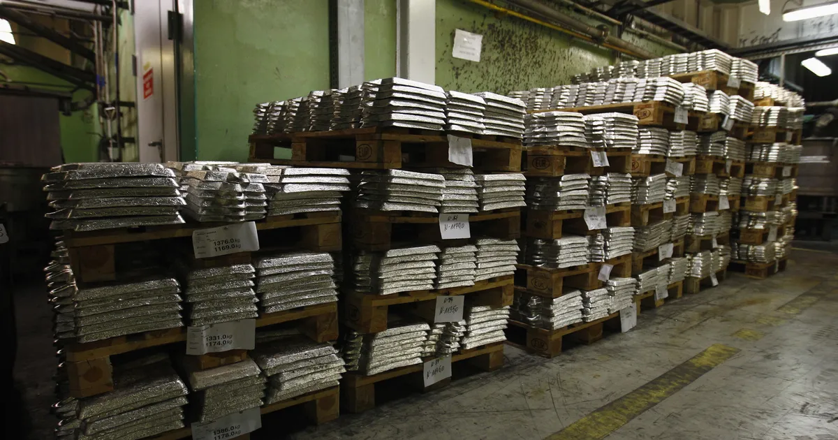 Suur hõbedapuudus toob väärismetalli lastiga lennukid Euroopasse