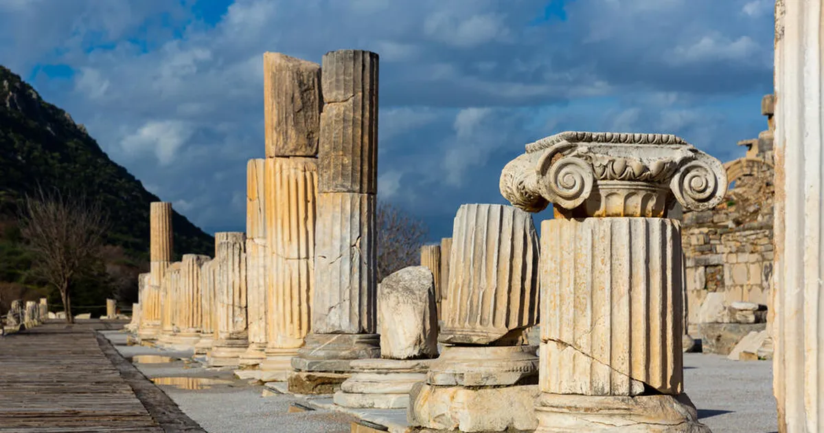 Pool sajandit hiljem: sakslanna tagastas Olümpiast varastatud sambaosa