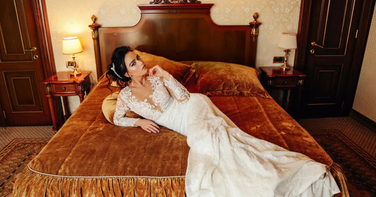 Pruudi ema tõi noorpaarile pulmaööks kingituse, mis lõi peigmehe täiesti pahviks