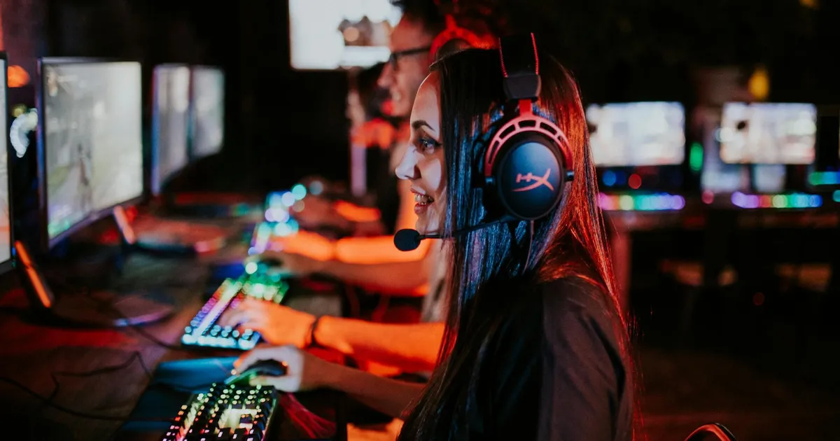 Uus raport paljastab: pea pooled maailma mänguritest on naised