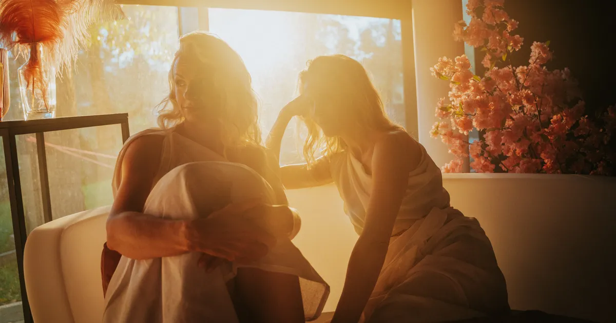 VALLATU GALERII ⟩ Seksipidu, mida ei unusta: Eesti jaburaimad svingerid on tagasi