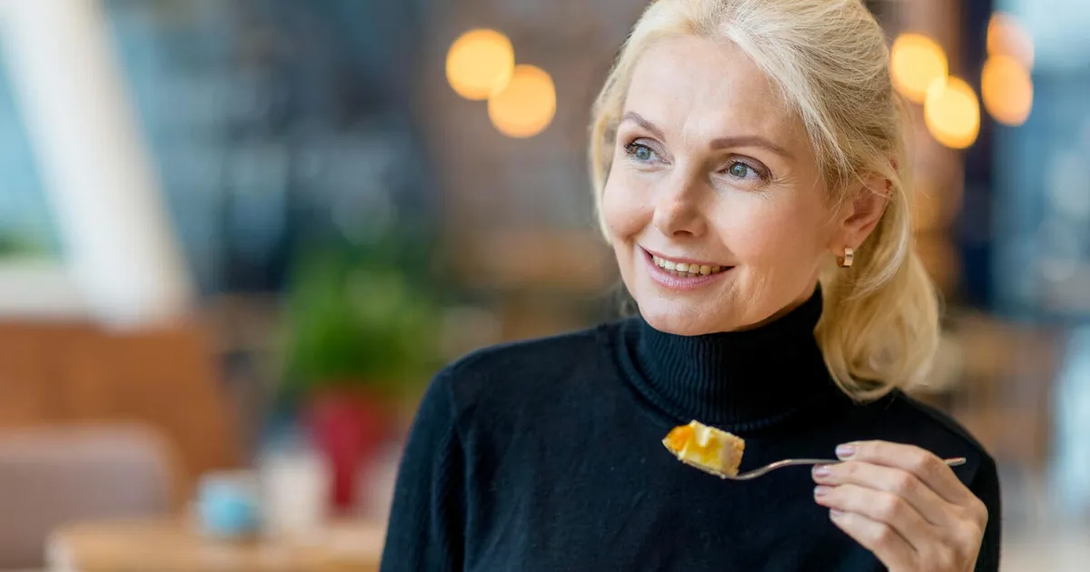 ONKOLOOG HOIATAB ⟩ Üle 50-aastased naised peaksid sööma rohkem seda toiduainet