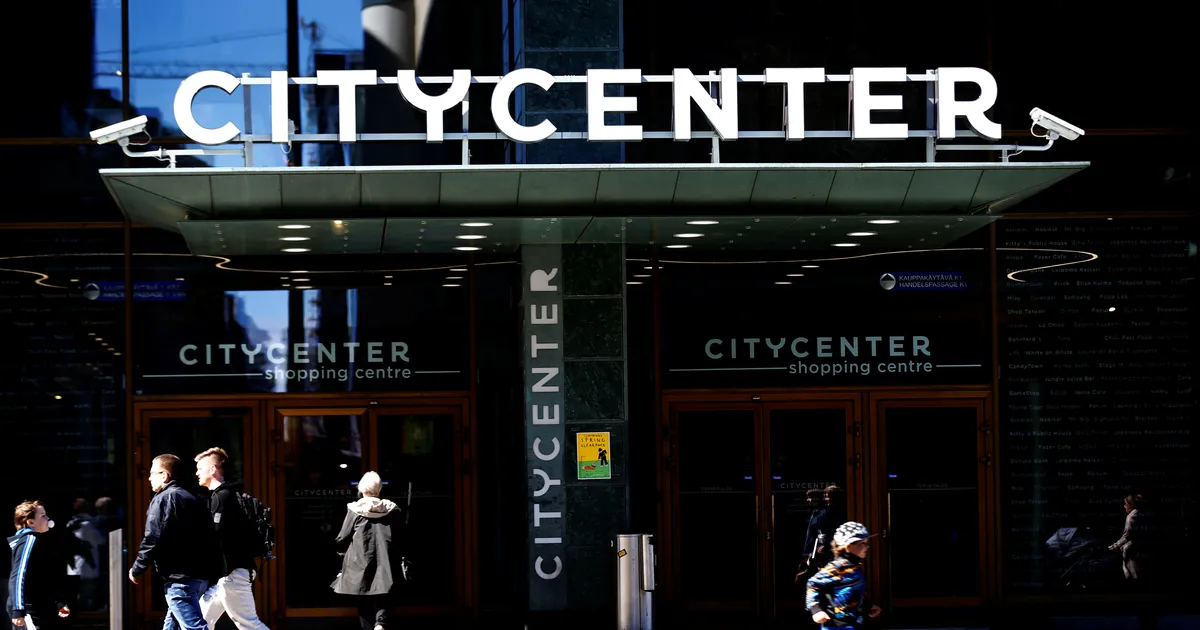 OTSUS ⟩ Neljakümnendates mees vägistas Helsingi kesklinna kaubanduskeskuse tualetis noormehe, juhtunu toob kaasa kopsaka trahvi