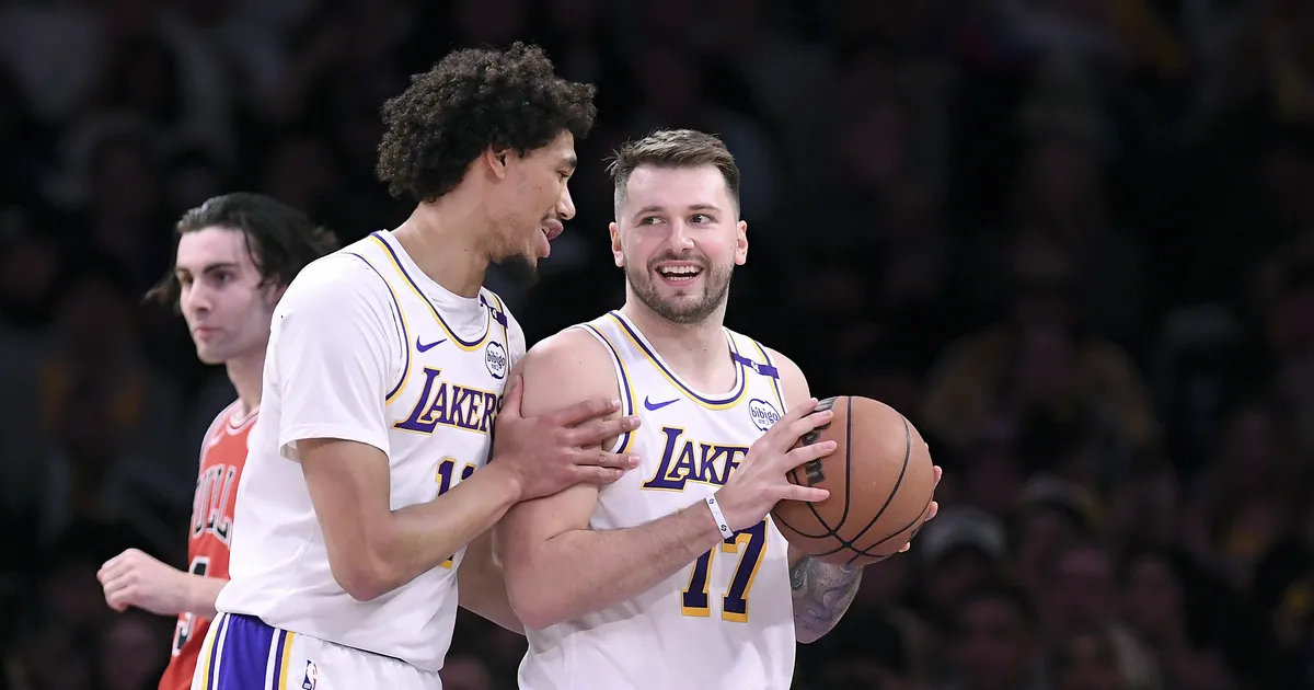 Sloveenia korvpallikoondis kodustab Eestiga mänguks uue jänki, Doncicil käpp sees