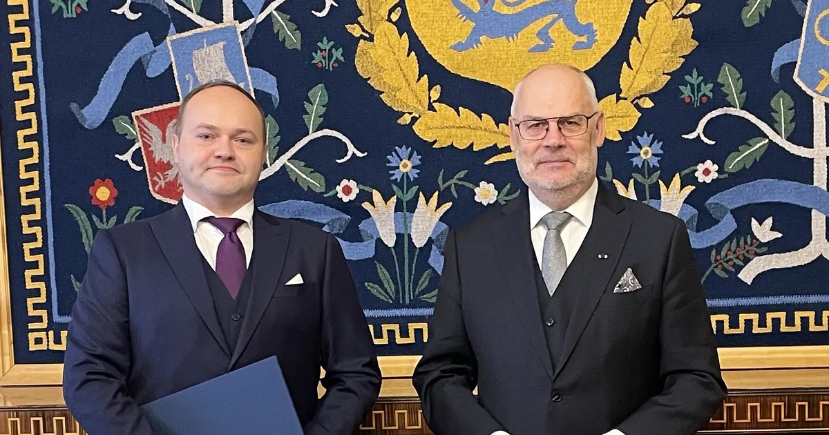 FOTOD ⟩ Uus kohtunik asub ametisse