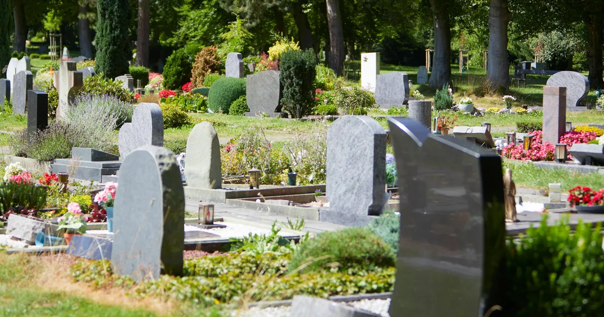 Tüli hauaplatsi ümber: mina sängitasin ta mulda ja nüüd võeti plats käest?