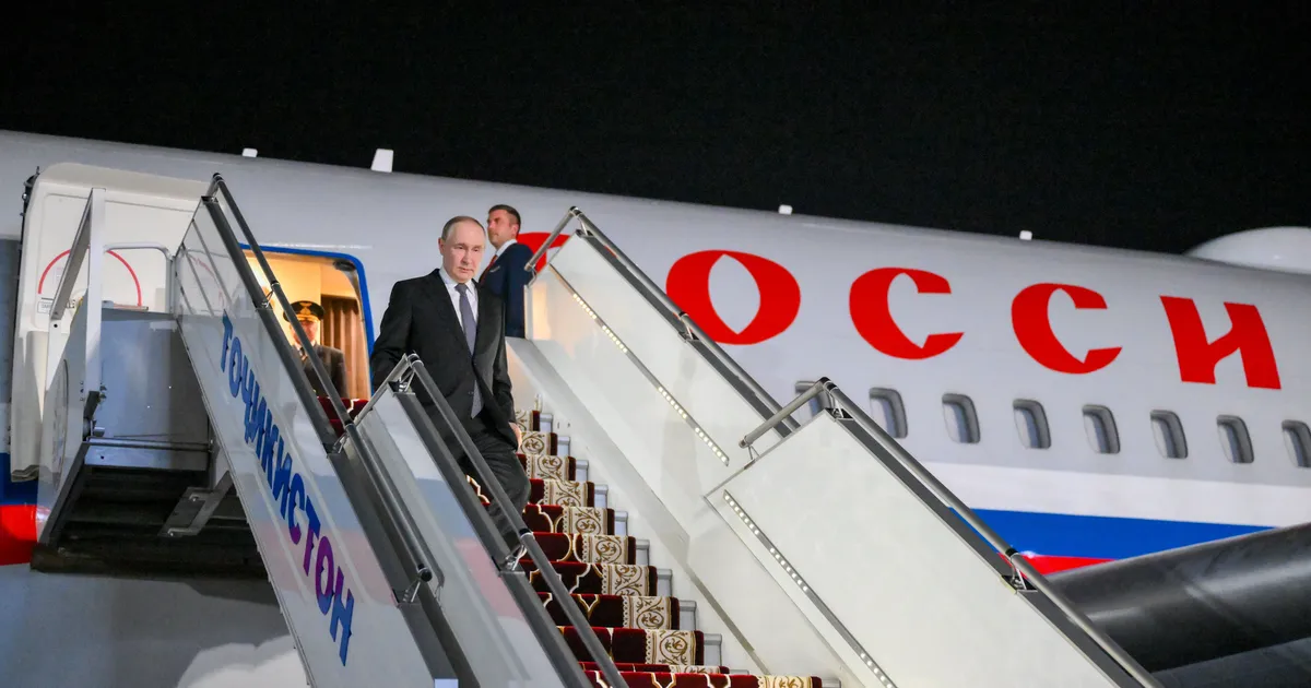 Euroopa Komisjon tahab lubada Putinil üle ELi riikide Budapesti lennata